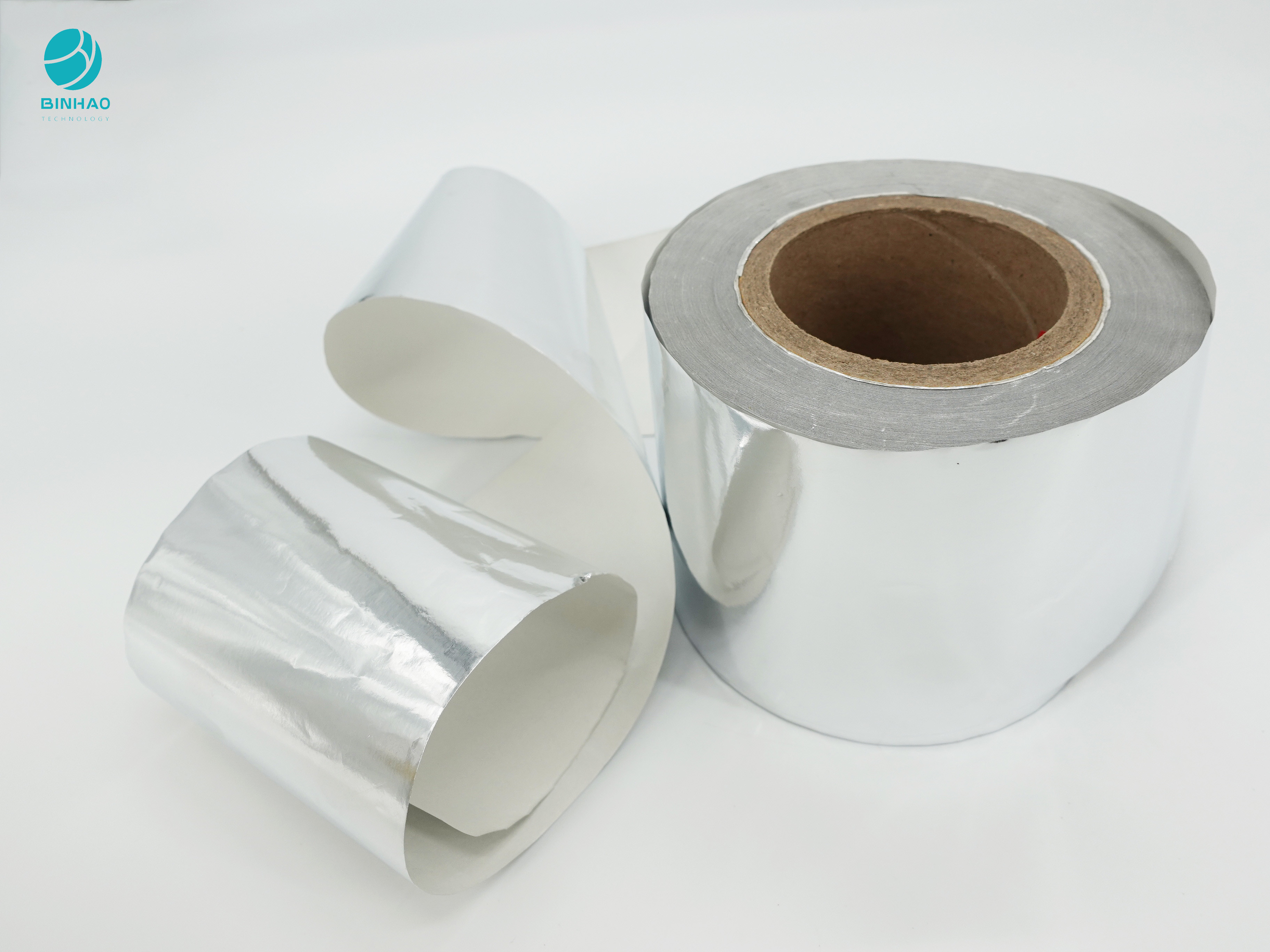 Бумага алюминиевой фольги OEM сияющая серебряная 83mm для упаковки сигареты внутренней
